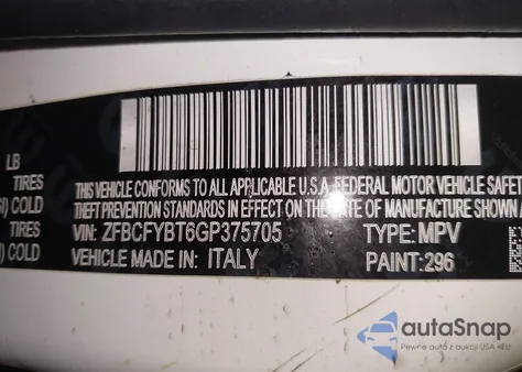 2016 Fiat 500X Easy z USA, uszkodzony, nr VIN ZFBCFYBT6GP375705